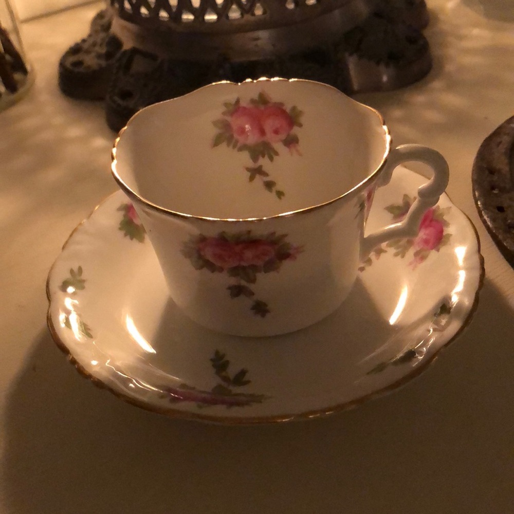 Meet your Posher, Teatime Girl 💜